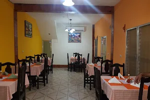 Hotel Y Restaurante Villa Linda image
