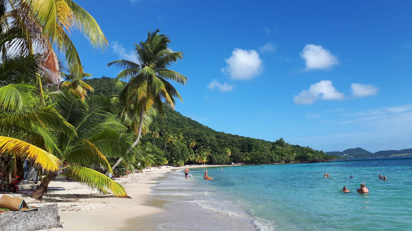 Photo of Anse Figuier beach with partly clean level of cleanliness