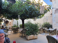 Atmosphère du Restaurant français Un Bouchon en Provence à Eyragues - n°1