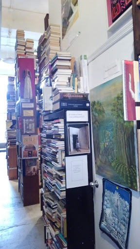 Used Book Store «Books At Cummins Station», reviews and photos, 209 10th Ave S, Nashville, TN 37203, USA