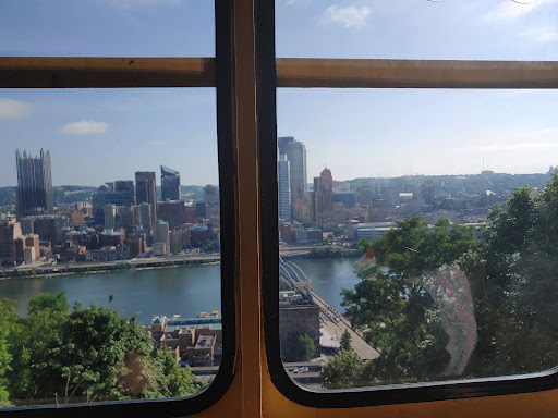 Shopping Mall «Station Square», reviews and photos, 125 W Station Square Dr, Pittsburgh, PA 15219, USA