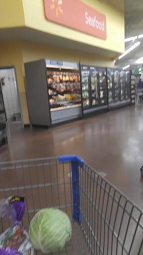 Department Store «Walmart Supercenter», reviews and photos, 632 Grassfield Pkwy, Chesapeake, VA 23322, USA