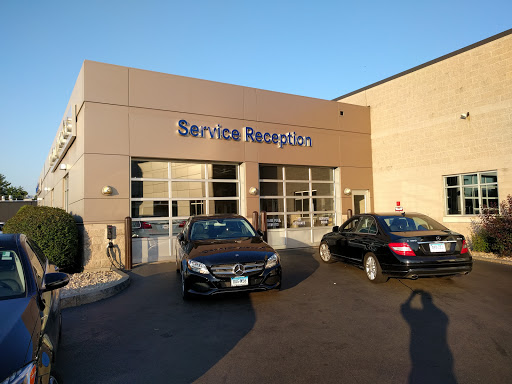 New Country Motor Cars, Inc, 1 Weston St, Hartford, CT 06120, USA, 