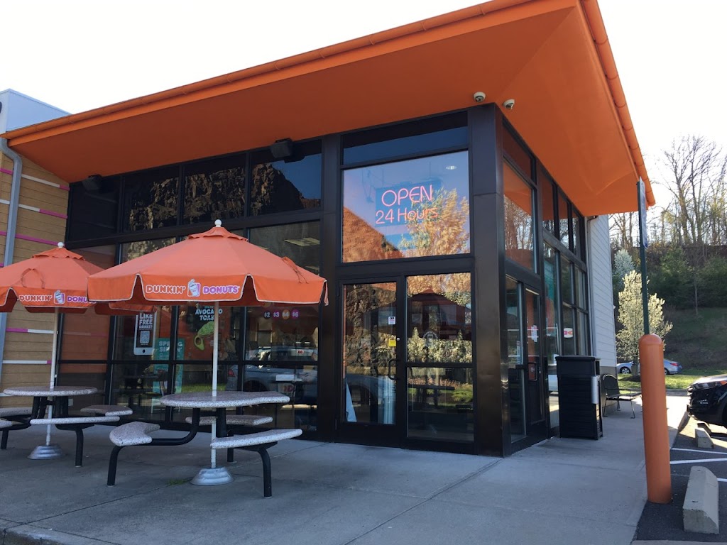 Dunkin' 06111