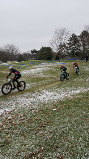 Golf Course «Indian Trails Golf Course», reviews and photos, 2776 Kalamazoo Avenue Southeast, Grand Rapids, MI 49507, USA