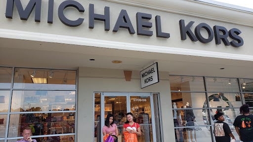 Fashion Accessories Store «Michael Kors», reviews and photos, 5709 Richmond Rd #58, Williamsburg, VA 23188, USA