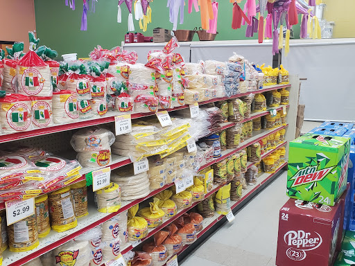 Supermarket «Mercado De Yakima», reviews and photos, 511 N 1st St, Yakima, WA 98901, USA