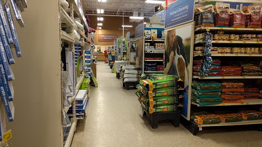 Pet Supply Store «PetSmart», reviews and photos, 265 Chelmsford St, Chelmsford, MA 01824, USA