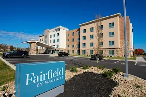 Fairfield Inn & Suites by Marriott Dayton North image