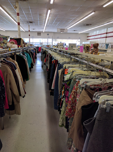 Thrift Store «Quality Thrift Store», reviews and photos, 5133 S Peoria Ave, Tulsa, OK 74105, USA