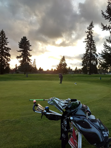 Golf Course «Brookdale Golf Course», reviews and photos, 1802 Brookdale Rd E, Tacoma, WA 98445, USA