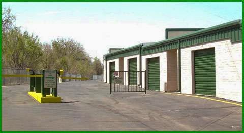 Self-Storage Facility «A Storage Place - Englewood», reviews and photos, 3615 S Bryant St, Englewood, CO 80110, USA