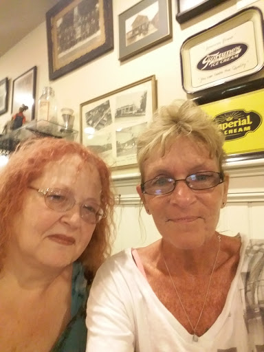 Dessert Shop «Downtown Perk & Desserts Oasis», reviews and photos, 145 W Main St, Ashland, OH 44805, USA