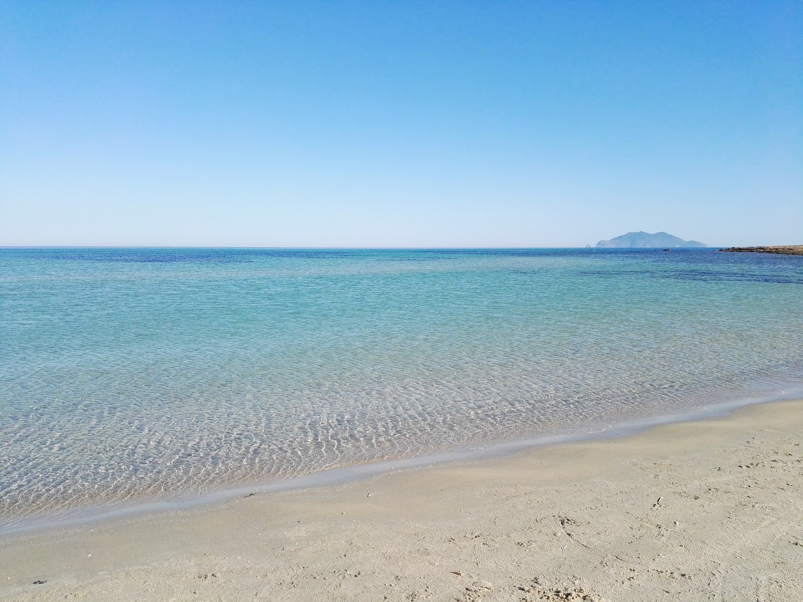 Plage boukrim'in fotoğrafı çok temiz temizlik seviyesi ile