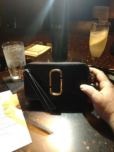 Department Store «Saks Fifth Avenue», reviews and photos, 101 W 5th St, Cincinnati, OH 45202, USA