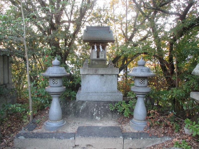 水神社