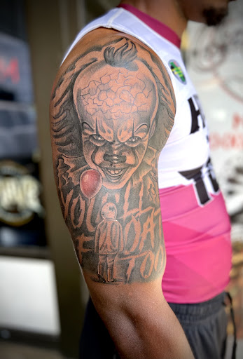 Explore flower finger tattoo ideas, creative tattoo ideas in Chattanooga, available at Chattanooga Tattoo Company