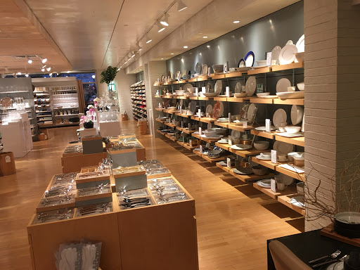 Furniture Store «Crate and Barrel», reviews and photos, 11800 W Broad St, Richmond, VA 23233, USA