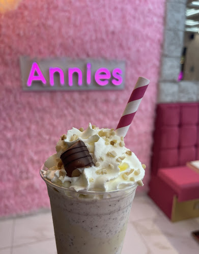 Annies Dessert Cafe - Manchester