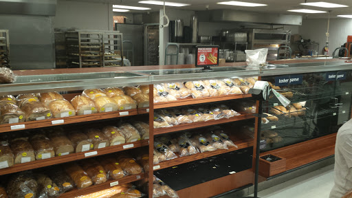 Grocery Store «Winn-Dixie», reviews and photos, 7024 Beracasa Way, Boca Raton, FL 33433, USA