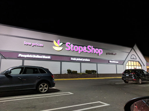 Grocery Store «Stop & Shop», reviews and photos, 200 E Main St, Stratford, CT 06614, USA