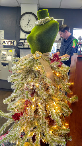 Beauty Salon «Karisma Full Service Beauty Salon», reviews and photos, 1096 Commercial Way, Spring Hill, FL 34606, USA