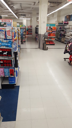 Pet Supply Store «Petco Animal Supplies», reviews and photos, 710 W 66th St, Richfield, MN 55423, USA