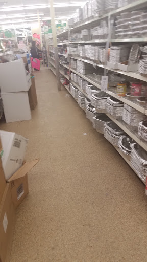 Dollar Store «Dollar Tree», reviews and photos, 1090 Revere Beach Pkwy, Chelsea, MA 02150, USA