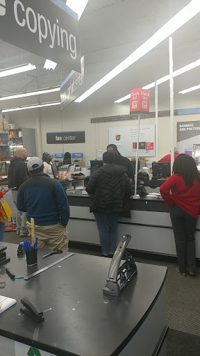 Office Supply Store «Staples», reviews and photos, 10530 Campus Way S, Largo, MD 20774, USA