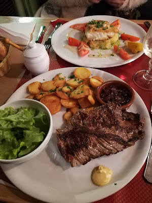 Brasserie restaurant LE TRIOMPHE à Paris