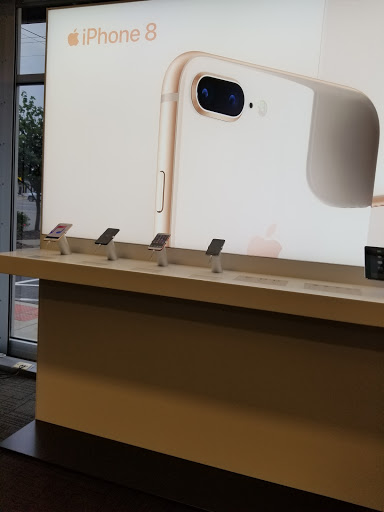 Cell Phone Store «AT&T», reviews and photos, 618 S James Campbell Blvd, Columbia, TN 38401, USA