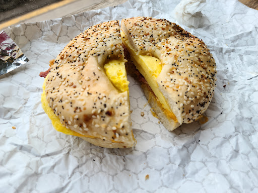 Coffee Shop «Bridgeport Coffeehouse», reviews and photos, 3101 S Morgan St, Chicago, IL 60608, USA