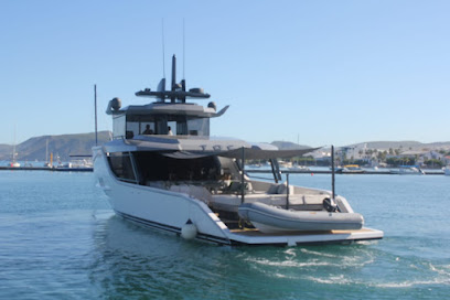 Yachts Vallarta Charters