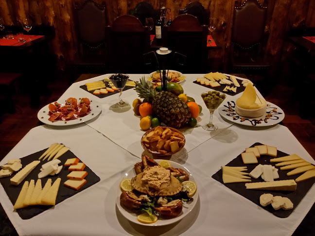 Arco da Cadeia Wine Bar