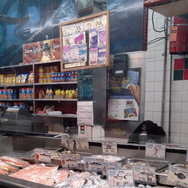 Pak Fish Market
