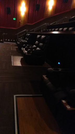 Movie Theater «Regal Cinemas Streets of Indian Lake 16 & IMAX», reviews and photos, 300 Indian Lake Blvd, Hendersonville, TN 37075, USA