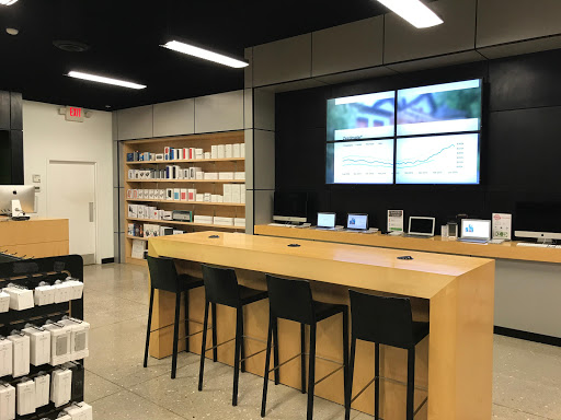Computer Store «Simply Mac - Apple Premier Partner», reviews and photos, 2825 S Glenstone Ave, Springfield, MO 65804, USA