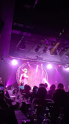 Photo n°25 de Artishow Cabaret à Paris ()