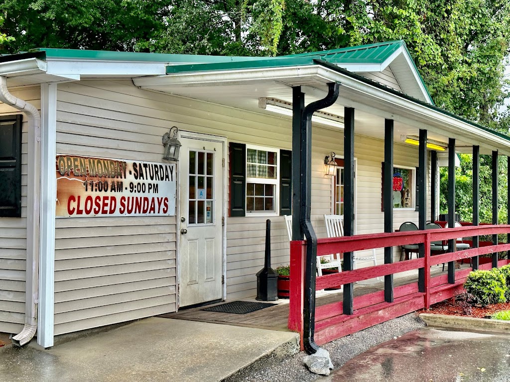 Joe Bessinger's Barbeque 29483