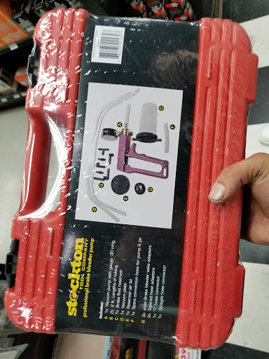 Motorcycle Parts Store «Cycle Gear», reviews and photos, 8930 SE Stark St, Portland, OR 97216, USA