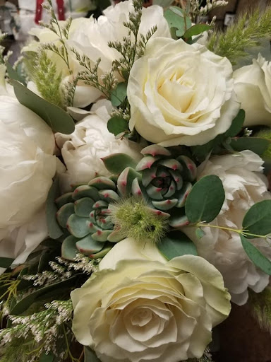 Florist «Yelm Floral- $10.00 (online coupon only)», reviews and photos, 202 W Yelm Ave, Yelm, WA 98597, USA