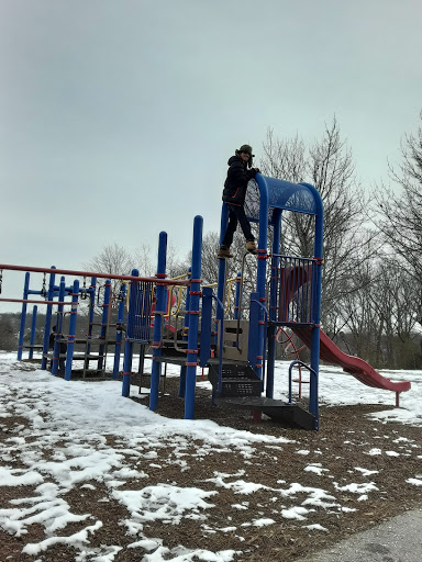 Memorial Park «Captain Stephen Olney Memorial Park», reviews and photos, Smithfield Rd, North Providence, RI 02904, USA