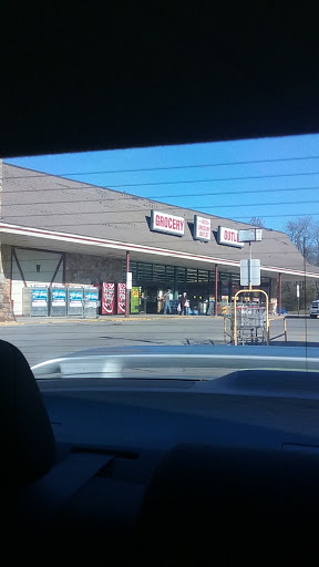 United Grocery Outlet, 106 Woodmere Mall, Crossville, TN 38555, USA, 
