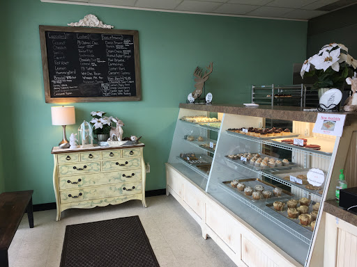 Bakery «Sweet Cake Bake Shop», reviews and photos, 237 W 200 N, Kaysville, UT 84037, USA