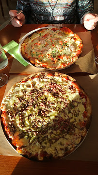 Pizza du Pizzeria Le Radeau à Plougasnou - n°12