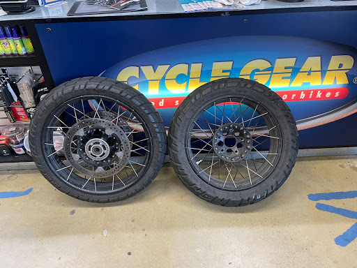 Motorcycle Parts Store «Cycle Gear», reviews and photos, 23052 Lake Forest Dr #2, Laguna Hills, CA 92653, USA