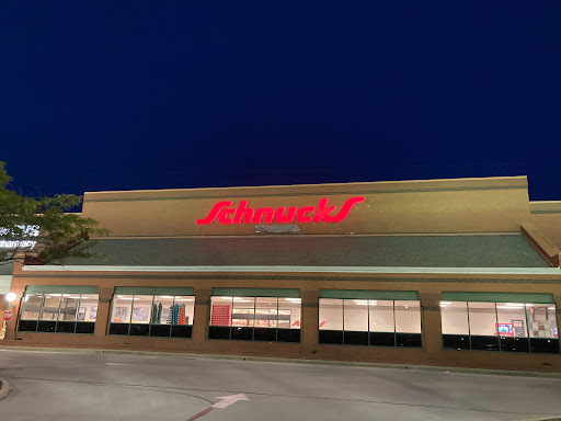 Grocery Store «Schnucks», reviews and photos, 200 N Vine St, Urbana, IL 61802, USA