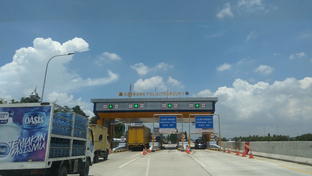 Gerbang Tol Citeureup 1 di kota Bogor