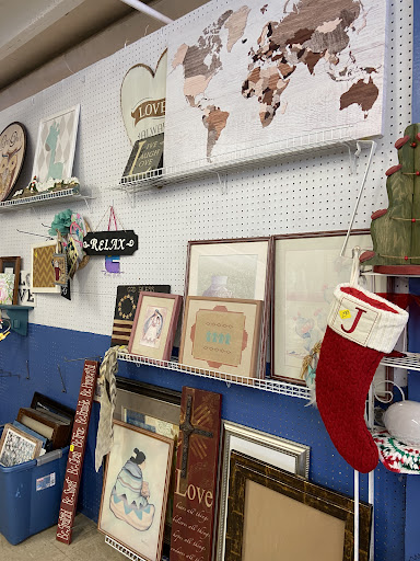 Thrift Store «The Salvation Army Family Store & Donation Center», reviews and photos