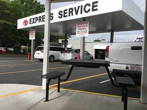 Toyota Dealer «Fred Anderson Toyota of Asheville», reviews and photos, 777 Brevard Rd, Asheville, NC 28806, USA